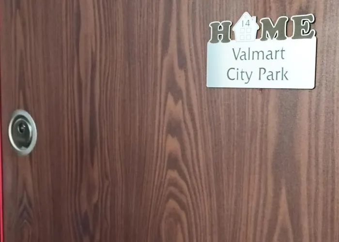 Апартаменты Valmart Park